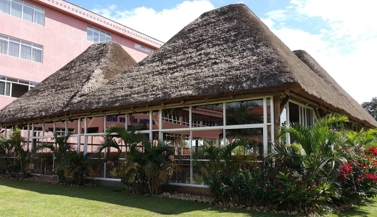 Imperial Golf View Hotel Entebbe Buitenkant foto