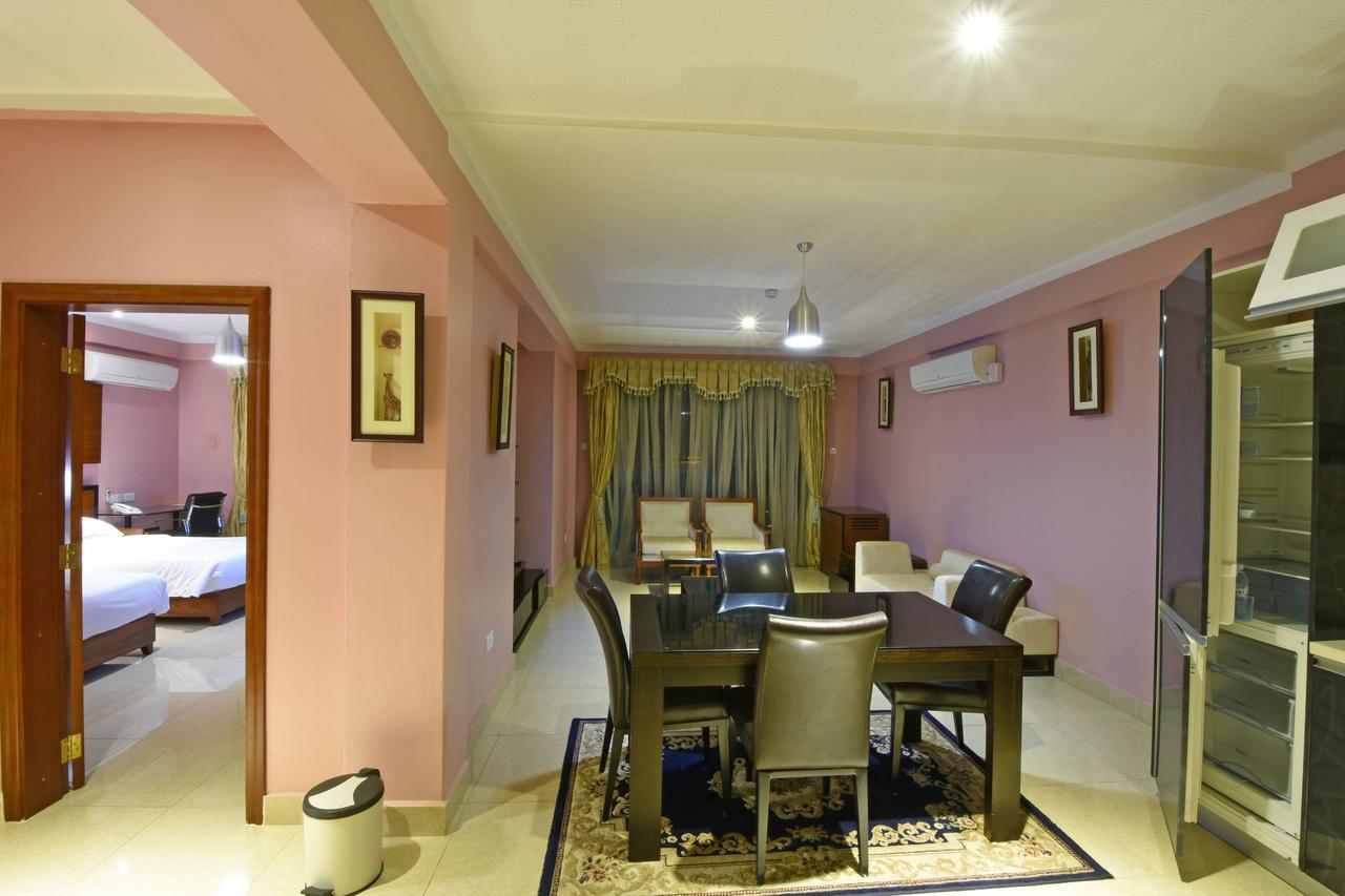 Imperial Golf View Hotel Entebbe Buitenkant foto